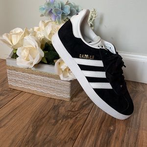 COPY - Adidas Galleze Sneakers